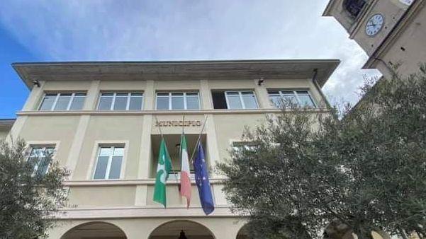 Il Municipio di Montirone: i cittadini andranno alle elezioni anticipate dopo il commissariamento del Comune 