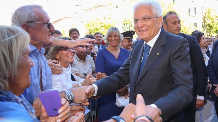 Il bagno  di folla che nel settembre del 2016 ha accolto l’arrivo del presidente della Repubblica Sergio Mattarella durante la sua ultima visita in città