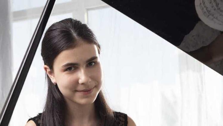 Alexandra Dovgan: pianista russa classe 2007, già vincitrice di numerosi concorsi nazionali e internazionali