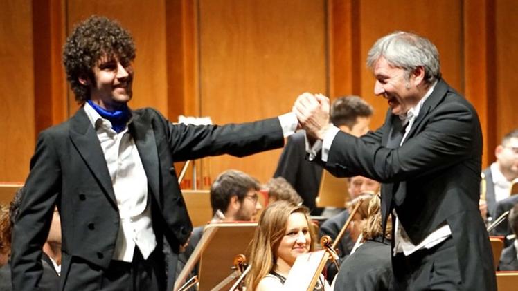 Federico Colli e Pier Carlo Orizio: il pianista e il direttore si ritrovano in nome del Festival Pianistico Internazionale