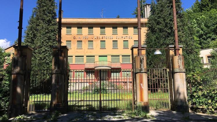 L’edificio  di Selvino (Bergamo) al centro del libro dedicato all’insegnante di OrzinuoviLuciana  Paola Brognoli
