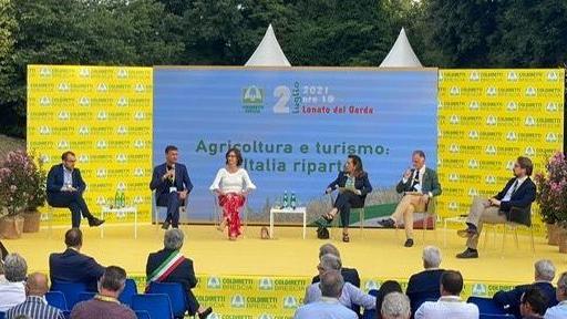 «Agricoltura e turismo: l’Italia riparte» è il titolo del convegno promosso da Coldiretti, organizzato alla Rocca di Lonato
