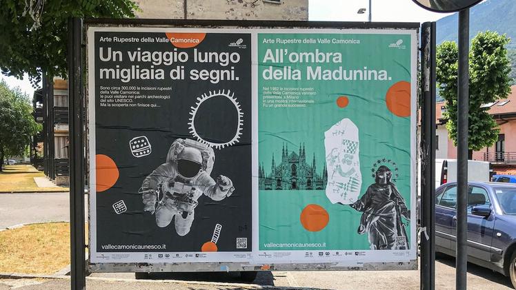 Un esempio  dei «manifesti rupestri» affissi in Valcamonica