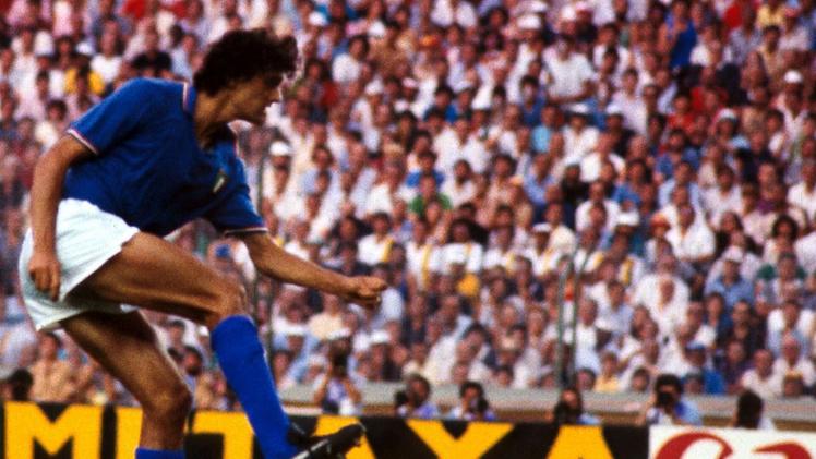 Mondiale 1982: Alessandro Altobelli segna il terzo gol dell’Italia nella finale vinta a Madrid con la Germania Ovest