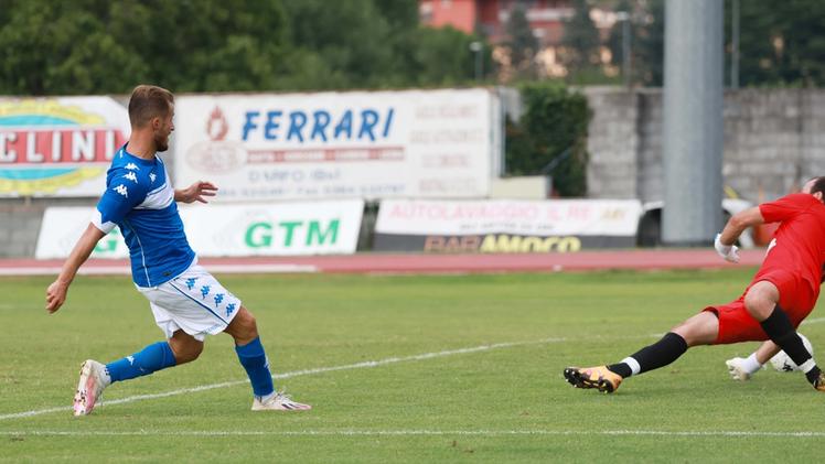 Alfredo Donnarumma in gol contro la Selezione Bresciana