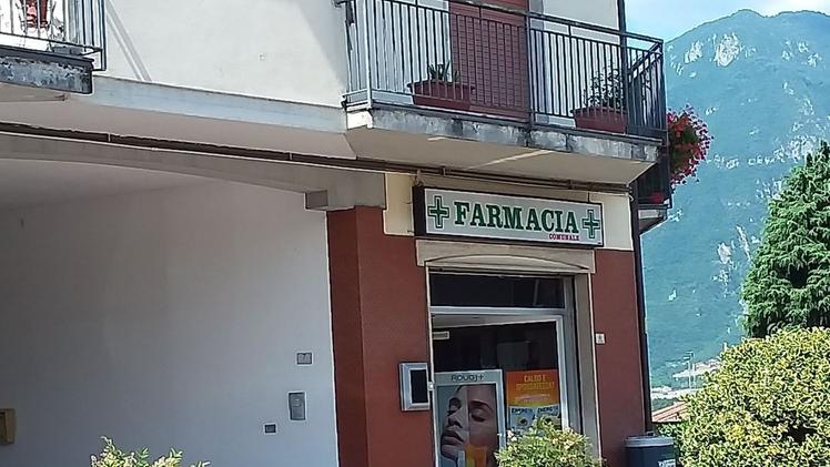 L’esterno  della farmacia comunale di Piancamuno che l’ente locale vuole rilanciare