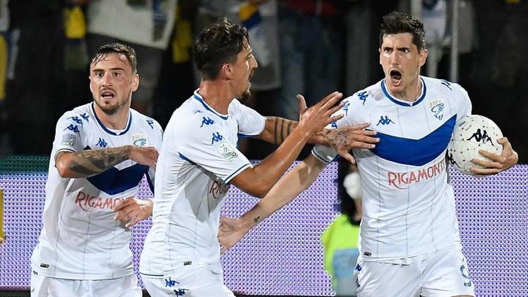 La grinta di Stefano Moreo dopo il gol del 2-2: un pareggio prezioso per il Brescia FOTOLIVE/Roberto Ramaccia