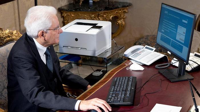 Il presidente Mattarella scarica il primo certificato digitale