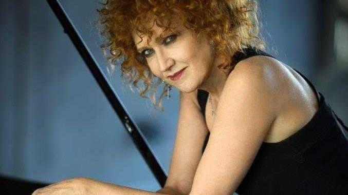 Fiorella Mannoia: una delle interpreti più note della canzone italiana sarà al Dis_Play del Brixia Forum il 25 marzo
