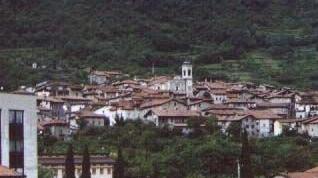Una veduta del borgo di Erbanno 