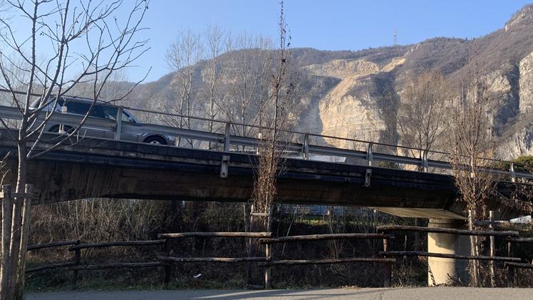 Il ponte di Cividate Camuno da due anni attende l’opera  di risanamento
