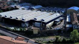 Una panoramica dall’alto della storica Fabbrica d’Armi Pietro Beretta a Gardone ValtrompiaLa tecnologia  applicata in fabbrica