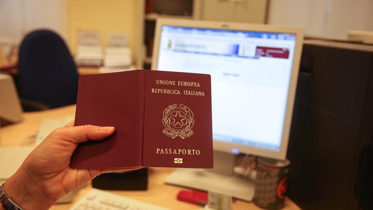 Passaporti e documenti anche all'ufficio postale