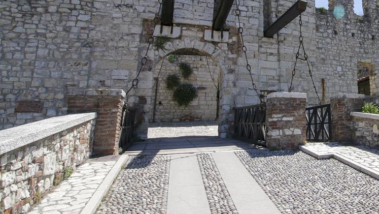 L’investimento programmato per il collegamento  con il Castello inizialmente era di 4,4 milioni di euro