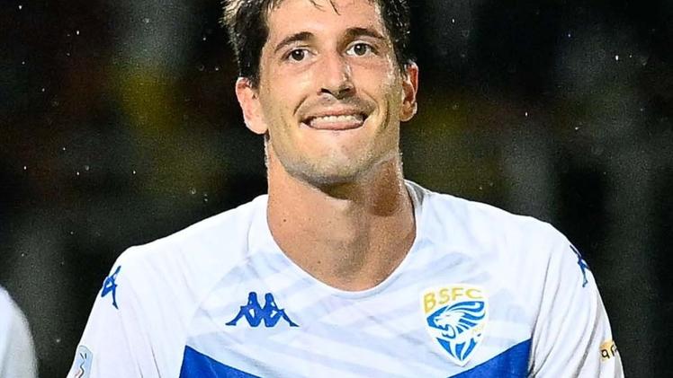Dimitri Bisoli, 28 anni, centrocampista e capitano del Brescia: protagonista della promozione in A nel 2018-2019Stefano Moreo, 29 anni: è alla seconda stagione nel Brescia ONLY CREW