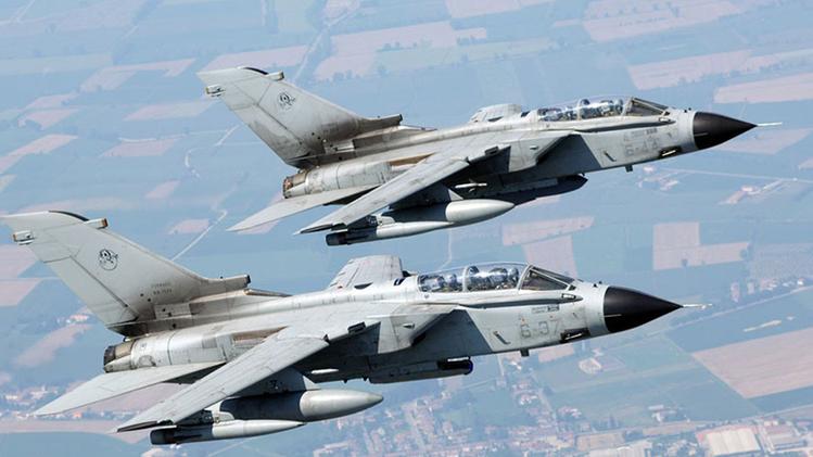 Estate 2014: all’Aerobase la solenne cerimonia funebre per i 4 piloti cadutiDue Tornado Ids del 6° Stormo di Ghedi si scontrarono in volo nell’agosto 2014 durante un’esercitazione