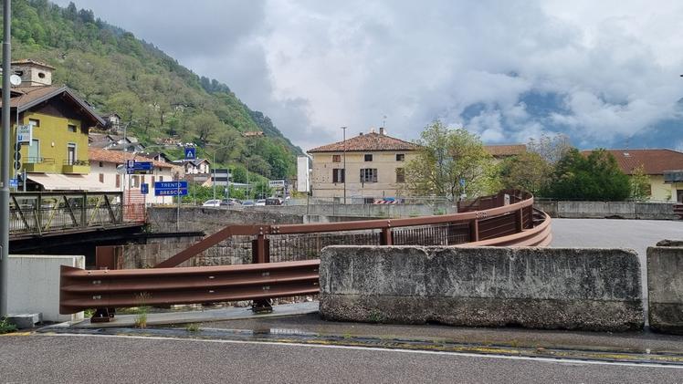 Ponte Caffaro  Il punto in cui verranno effettuate le prove di transito dei mezzi pesanti