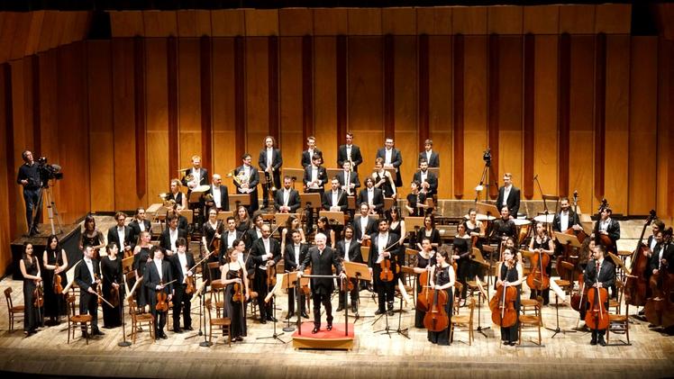 L’Orchestra Filarmonica del Festival Pianistico Internazionale