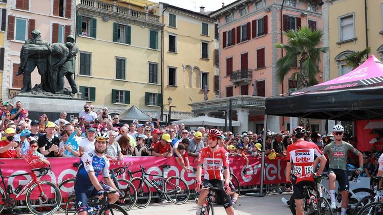 Il Giro d’Italia a Salò nel 2022: Desenzano si candida per la Crono 2024